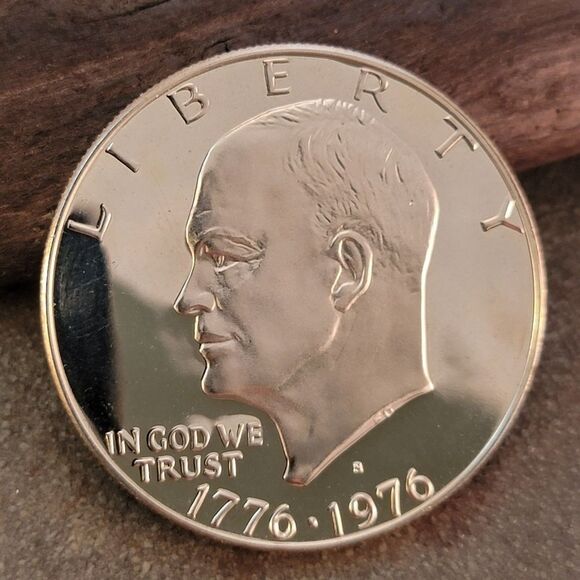 US Mint Coins Other - 1976 Bicentennial Eisenhower Cameo Relief Coin